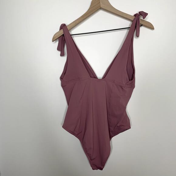 L Space Isabelle One-Piece Swimsuit Womens Muave Pink Size 10 - Picture 11 of 14